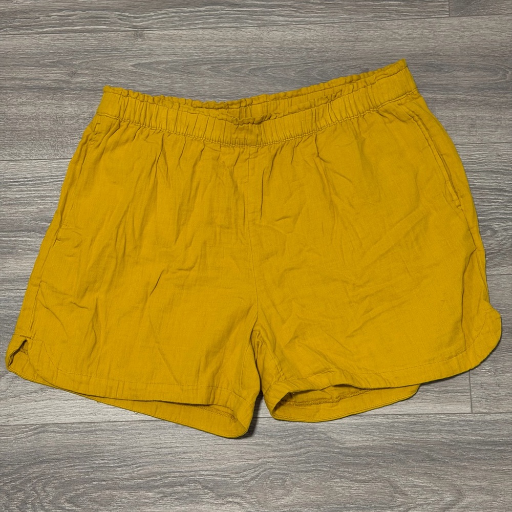 Old Navy Mustard Yellow Women's Shorts